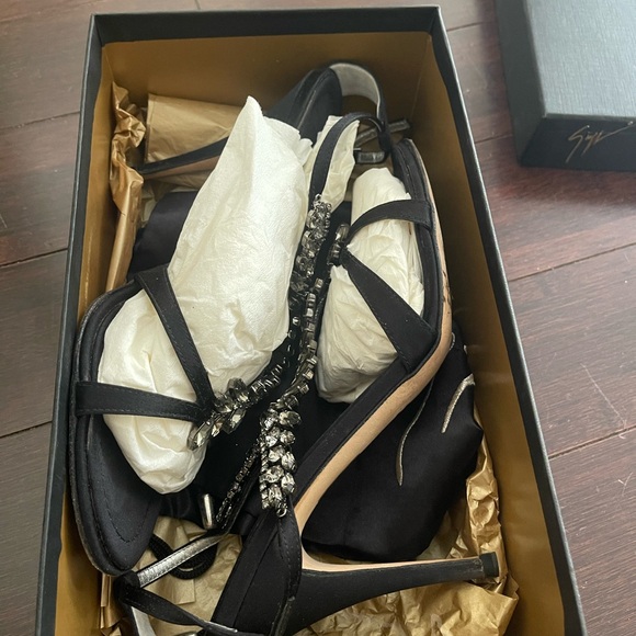 GIUSEPPE ZANOTTI HEELS - Picture 5 of 9